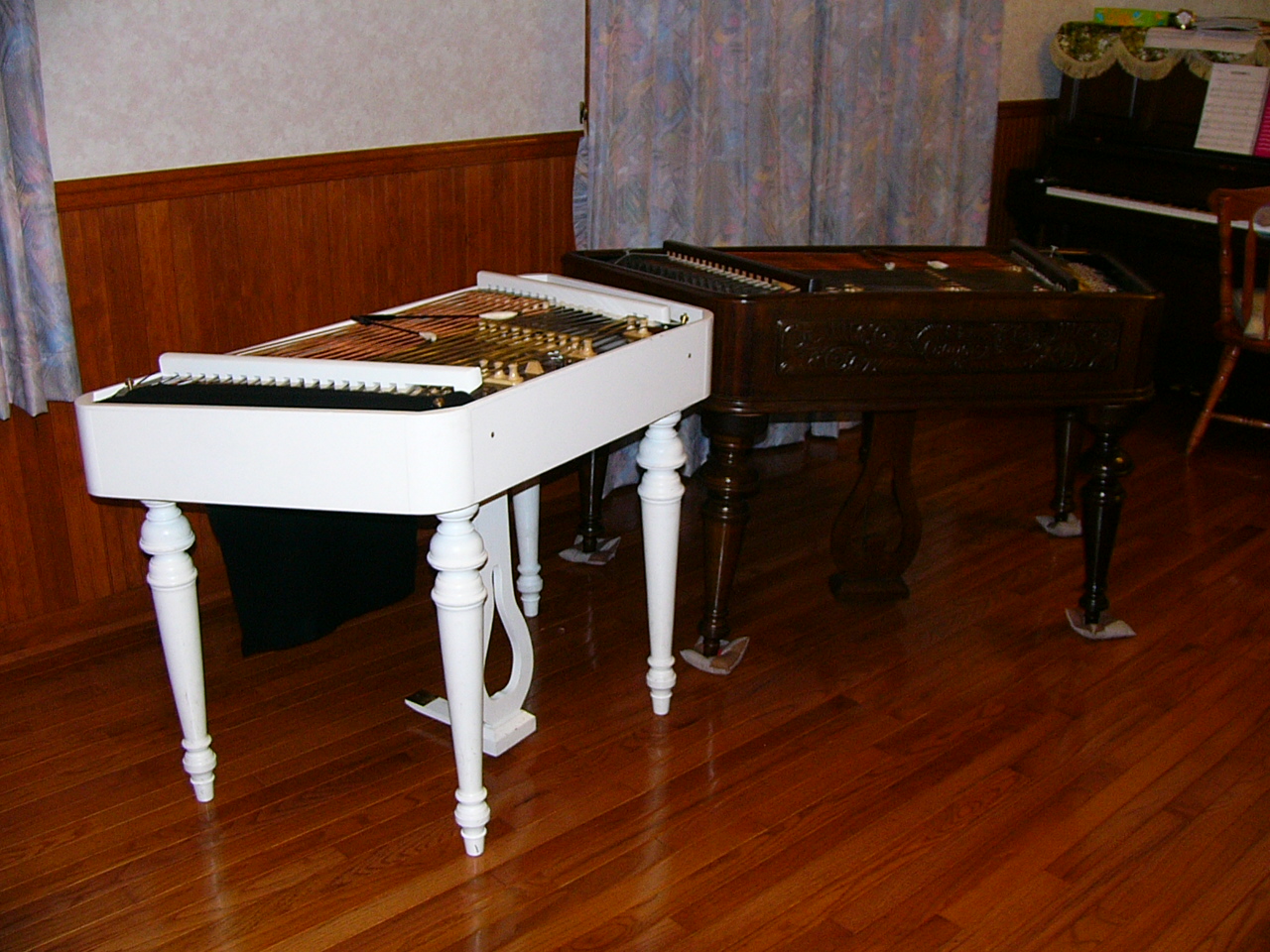 白いCimbalom